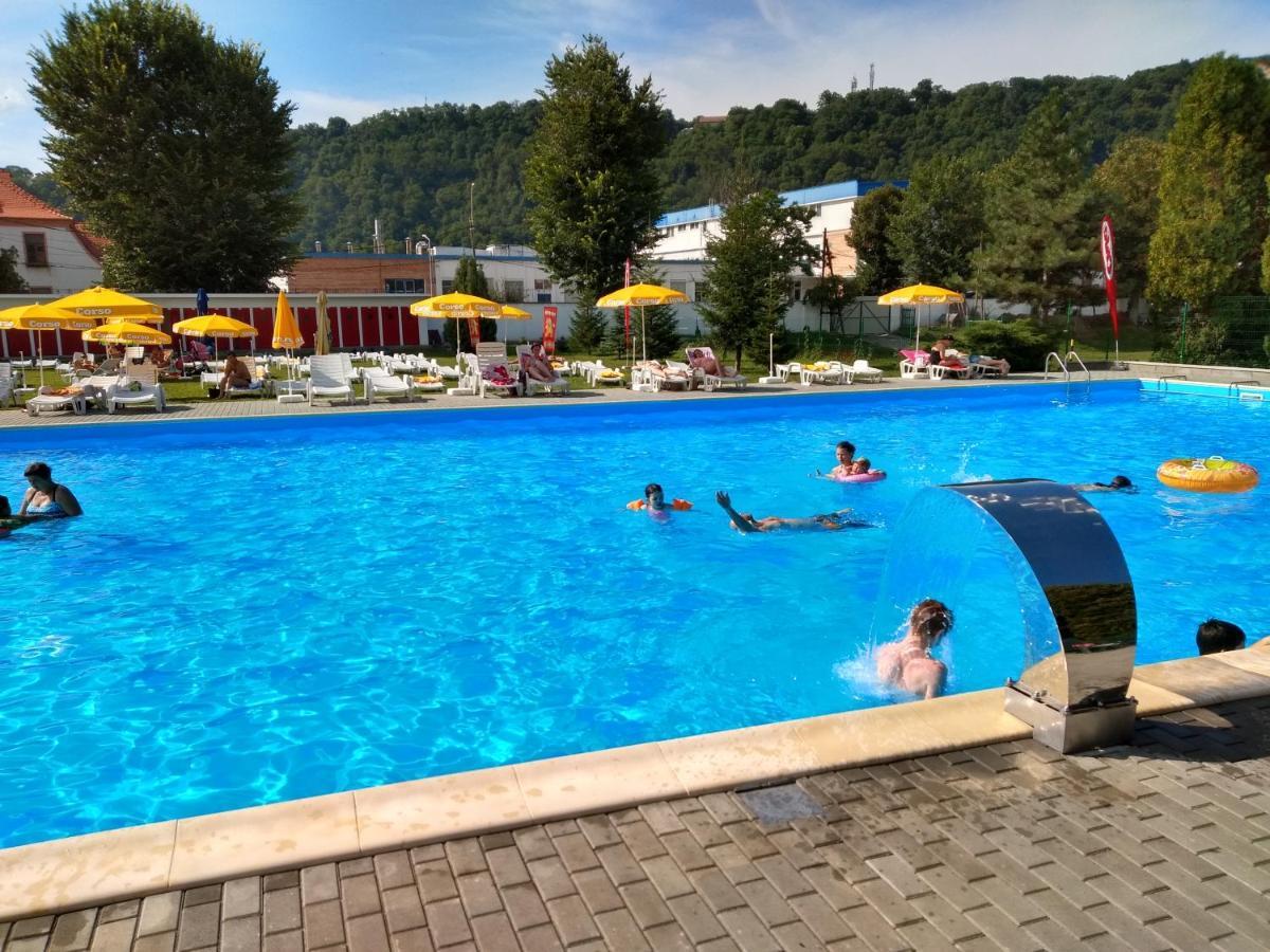 Pension Aquaris Hotel Segesvár Kültér fotó